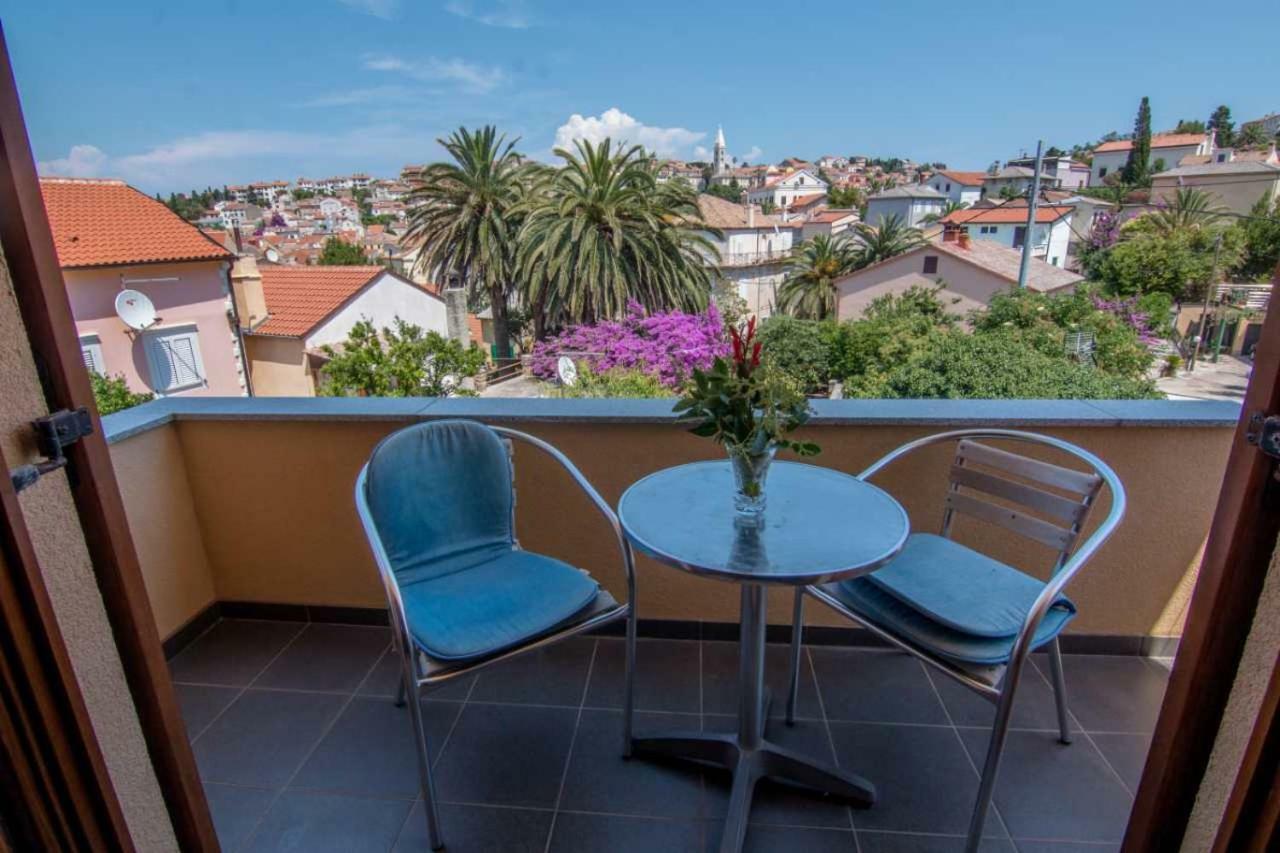 Apartments Villa Forida Mali Lošinj Kültér fotó